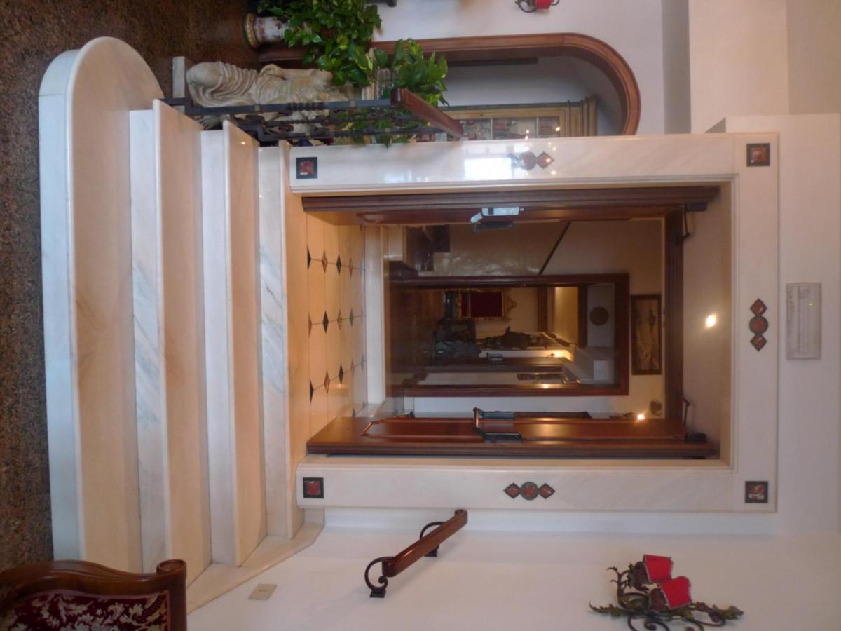 Hotel La Riva Giardini Naxos Eksteriør bilde