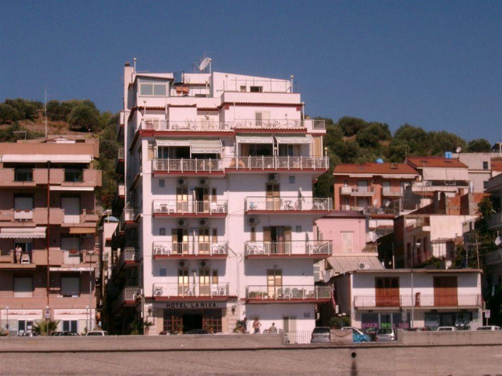 Hotel La Riva Giardini Naxos Eksteriør bilde