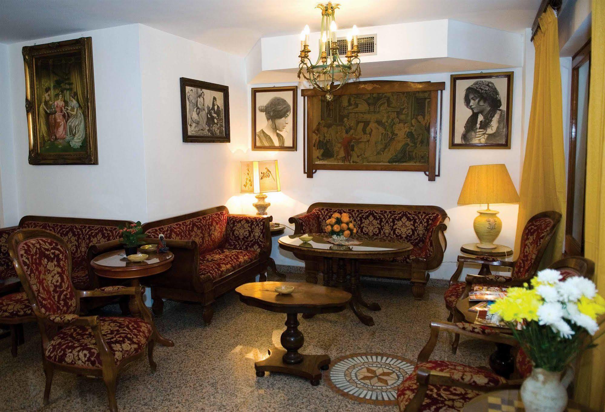 Hotel La Riva Giardini Naxos Eksteriør bilde