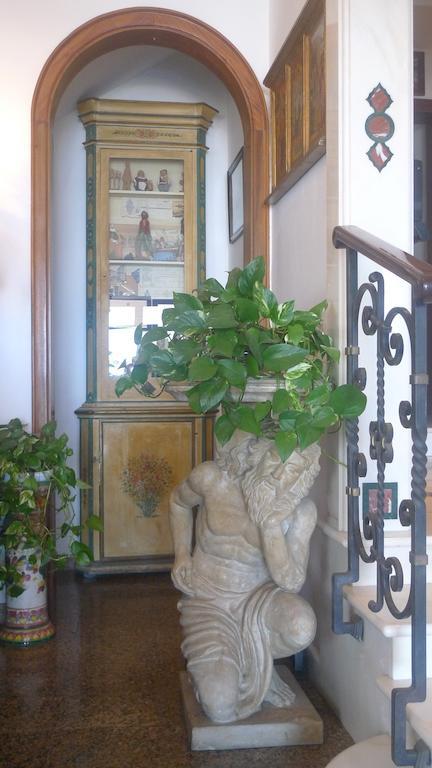 Hotel La Riva Giardini Naxos Eksteriør bilde